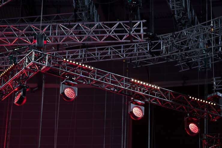 Foto equipamento de iluminação no show