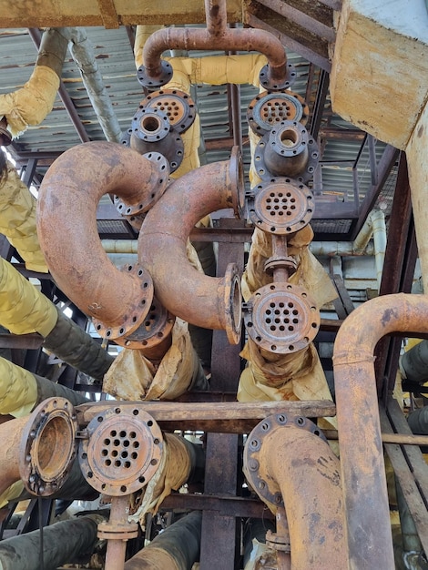 Foto equipamento petroquímico e trocador de calor tubular de produção de cloro