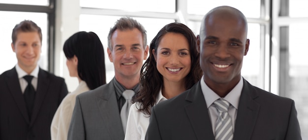 Foto equipe de negócios trabalhando juntos