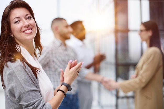 Un equipo de cuatro liderados por una mujer.