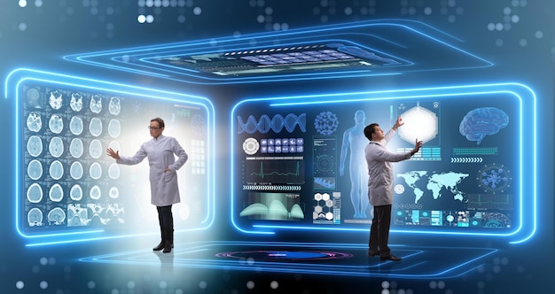Equipo de médico en el concepto de examen de diagnóstico remoto
