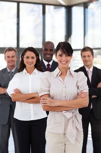 Foto equipo de negocios en una oficina