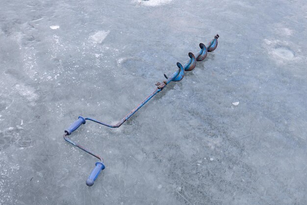 Equipo para la pesca de invierno en hielo taladro de hielo