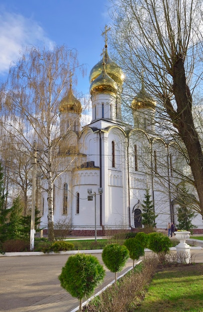 Er restaurierte das orthodoxe Kloster St. Nikolaus