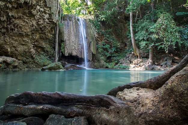 Erawan-Wasserfälle in Thailand