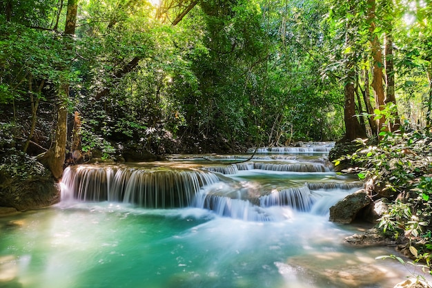 Erawan Wasserfall Etage 0 im Nationalpark, Thailand