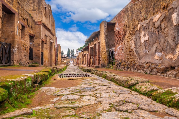 Ercolano, Itália, em Herculano, uma antiga cidade romana enterrada na erupção do Monte Vesúvio em 79 dC.