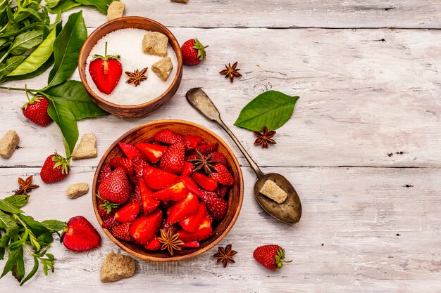 Erdbeeren Zutaten zum Kochen von Erdbeermarmelade