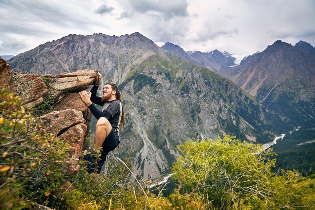 Erklimmen Sie die Berge