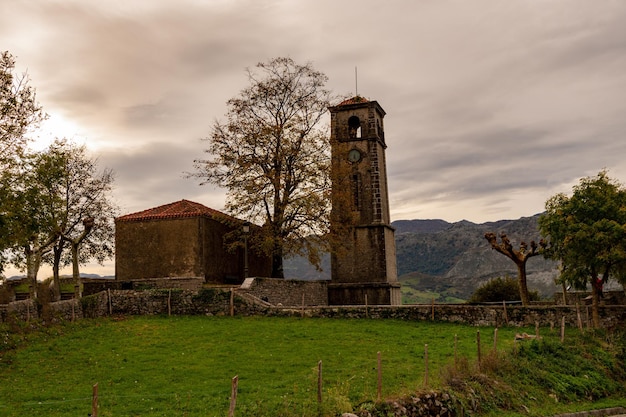 Ermida de san antonio em alevia asturias