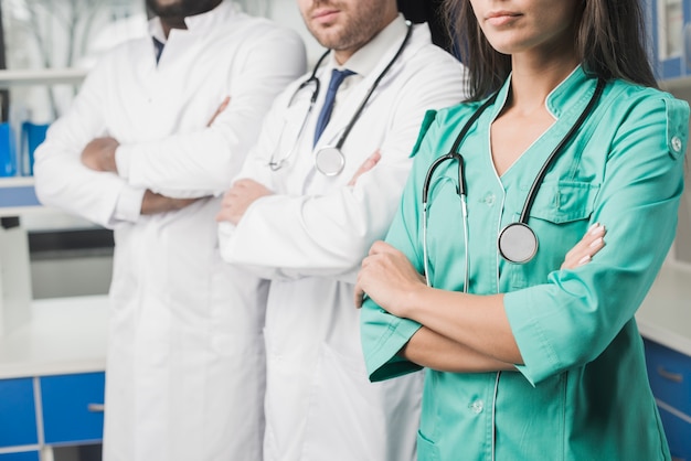 Foto erntedoktoren team im krankenhaus