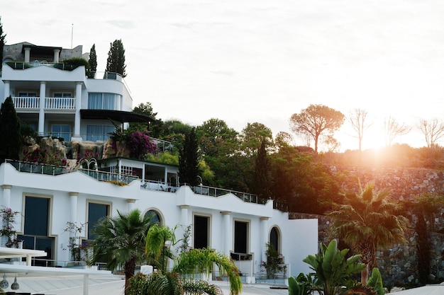 Erstaunliche Aussicht auf das königliche Luxushotel in Bodrum, Türkei