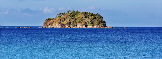 Erstaunliche malerische Aussicht auf die Meeresbucht und die Berginseln, Palawan, Philippinen