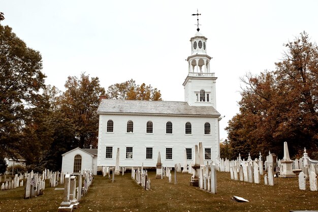 Foto erste kongregationskirche von bennington und historischer friedhof in bennington vermont