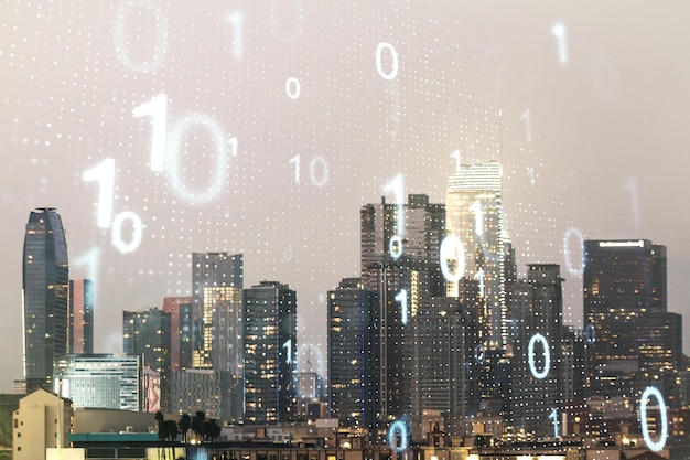 Esbozo de código binario virtual abstracto sobre la piratería informática de fondo de los edificios de oficinas de Los Ángeles y el concepto de matriz Multiexposición