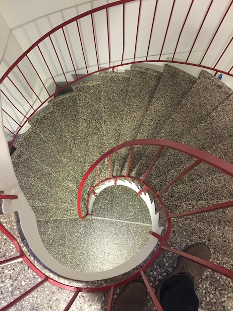 Foto escada em espiral