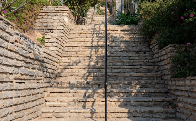 Escadaria de pedra vazia