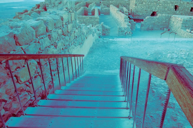 Escadaria na fortaleza Israel de Masada