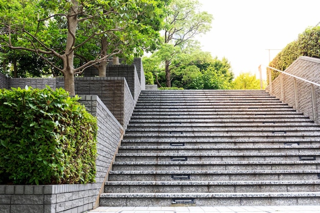 Foto escaleras en la ciudad