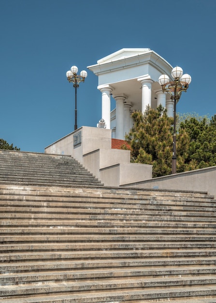 Escaleras junto al mar o Primorsky en Chernomorsk Ucrania