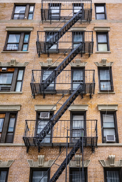 Escapar escaleras de incendios en Nueva York