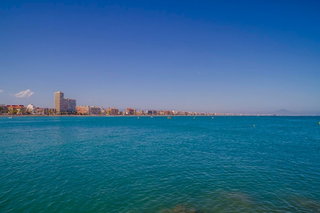 escena mediterránea, ciudad de peñiscola ubicada en españa