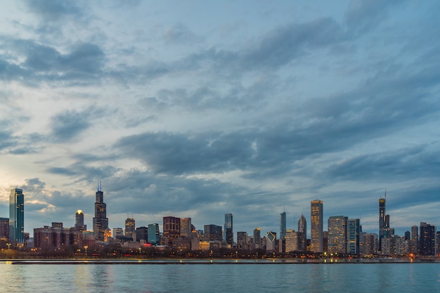 Escena del río Chicago Cityscape