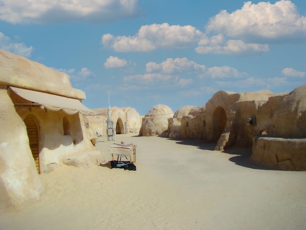 Foto el escenario del planeta tatooine del rodaje de star wars túnez