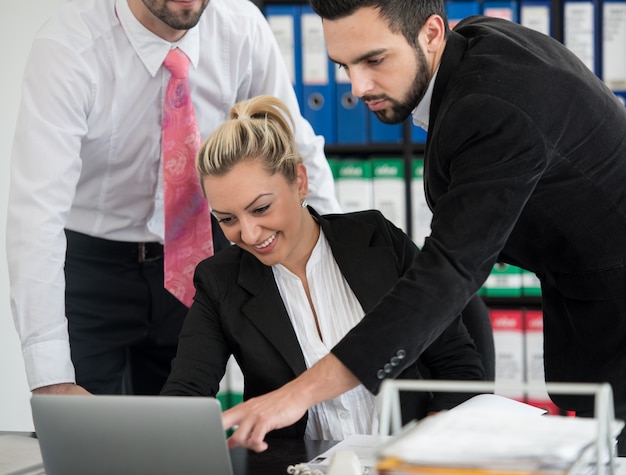 Escritório de trabalho para empresários e executivos