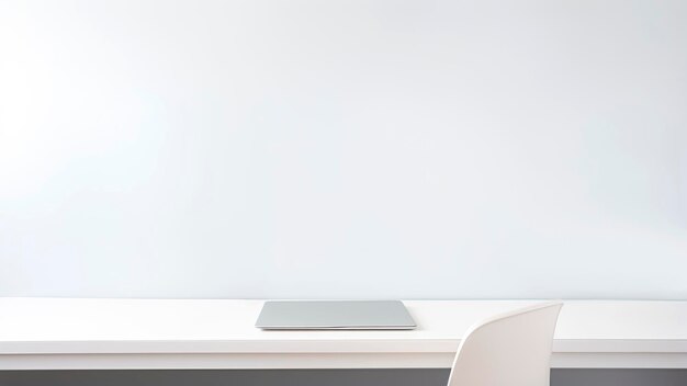 Escritório doméstico minimalista com laptop de mesa vazia e espaço de trabalho de cadeira para produtividade e criatividade