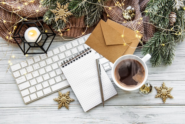 Escritório em casa de Natal plana leigos