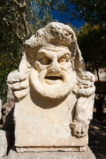 Escultura no Castelo de Bodrum