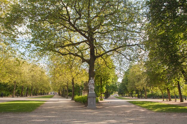 Escultura en Park de Bruxelles, Warandepar