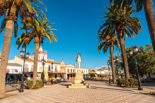 Escultura de la Virgen del Rocio cerca del santuario de El Rocio Huelva