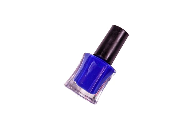 Esmalte de unha azul isolado em um fundo branco