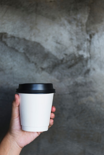 Foto espacio de diseño en taza de café.