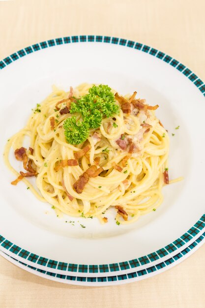 Espaguete carbonara