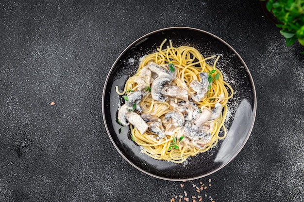 espaguetis champiñón champiñón pasta segundo plato comida vegetal comida saludable comida merienda