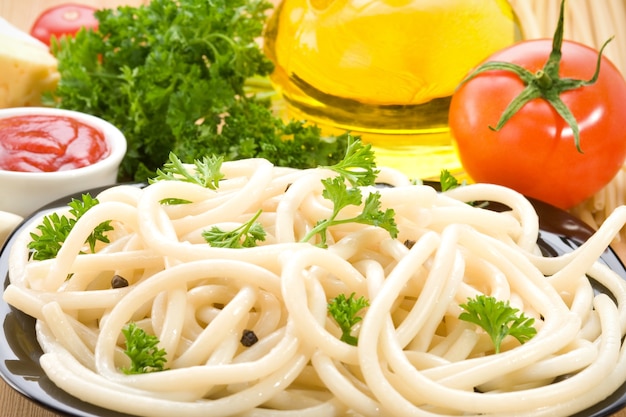 Espaguetis de pasta e ingrediente alimentario