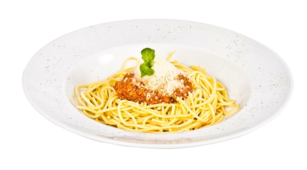 Foto espaguetis con salsa de tomate y ternera
