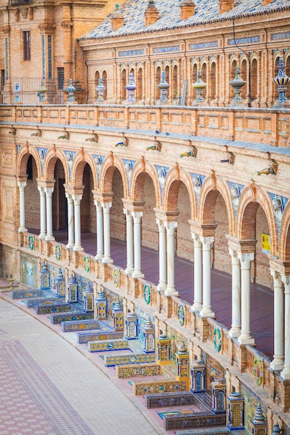 España, Sevilla. Plaza de España, un ejemplo emblemático del estilo renacentista en la arquitectura española