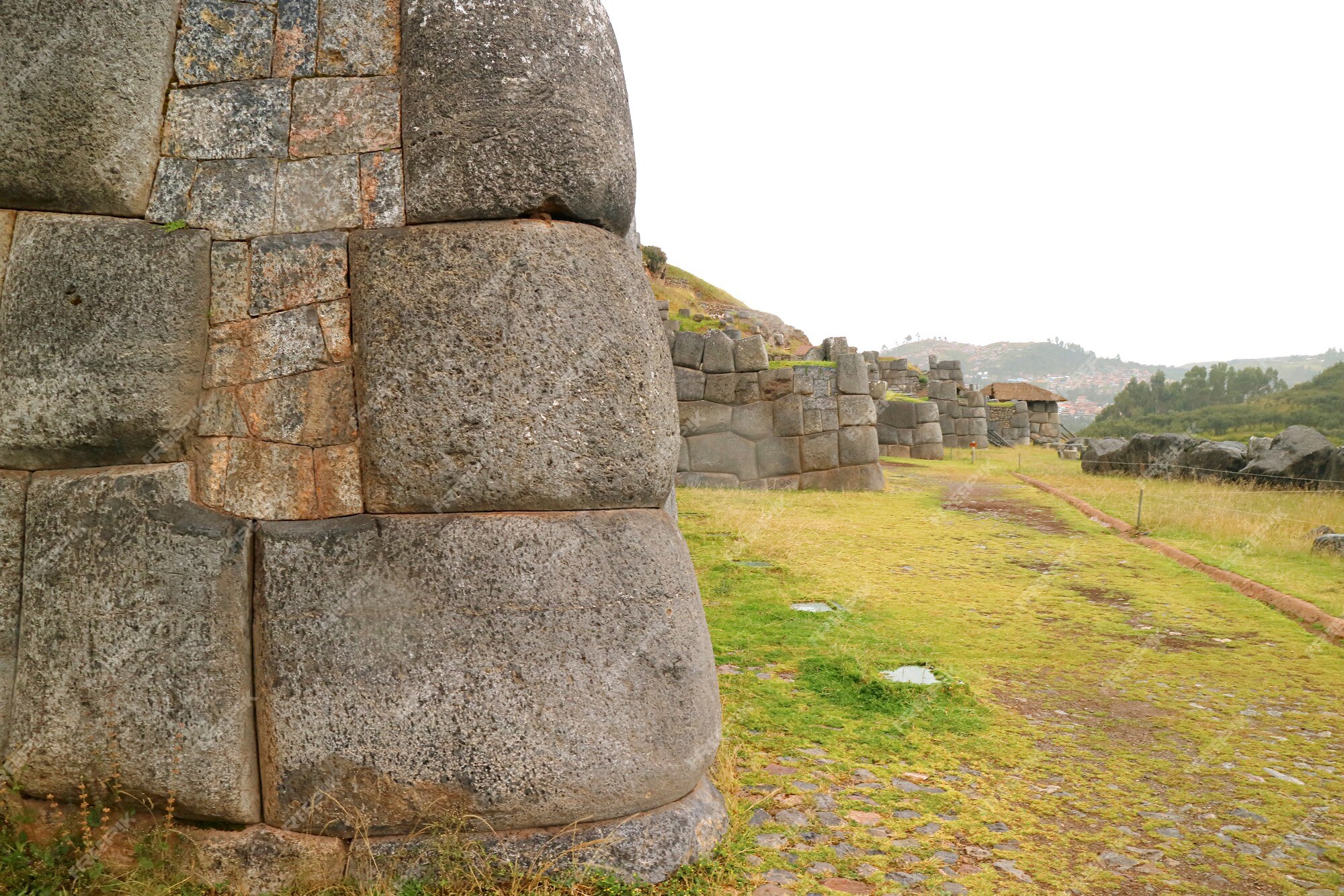 Uma Seção De Um Muro De Pedra Antiga Em Ollantaytambo Em Peru. Foto de  Stock - Imagem de artesanato, arquitetura: 266757124