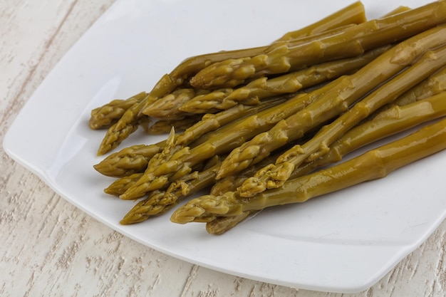 espárragos en escabeche