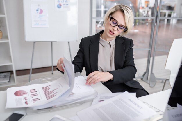 Especialista em Marketing Feminino no Escritório