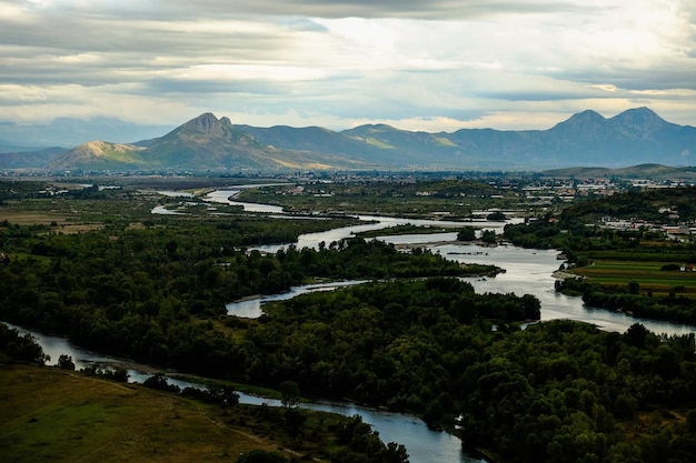 Espectacular paisaje de Shkoder Albania