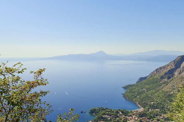 Espectacular vista aérea de Maratea. Costa da Basilicata no sul da Itália