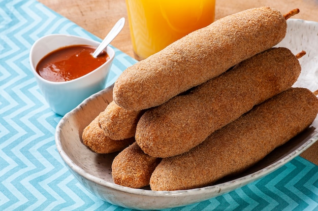 Espeto de frango frito à milanesa