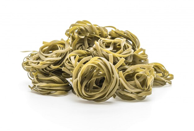 espinafre seco fettuccine pasta