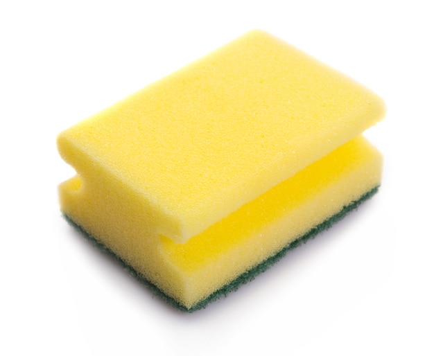 esponja amarela sobre branco