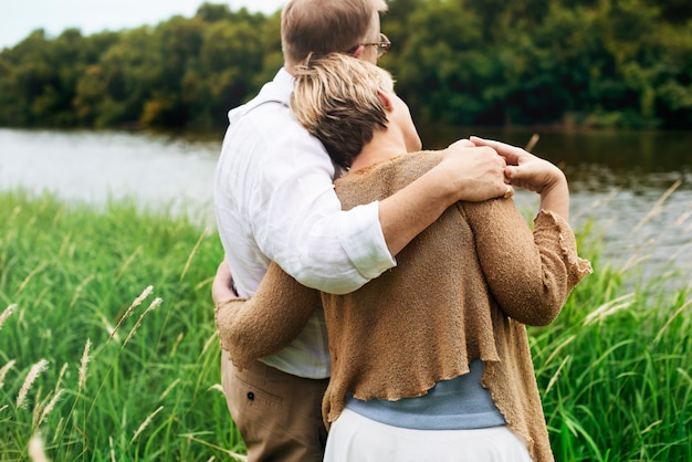 Foto esposa de pareja marido citas amor relajación concepto